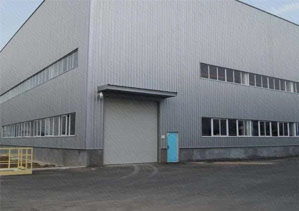 青岛一汽工地工业门案例